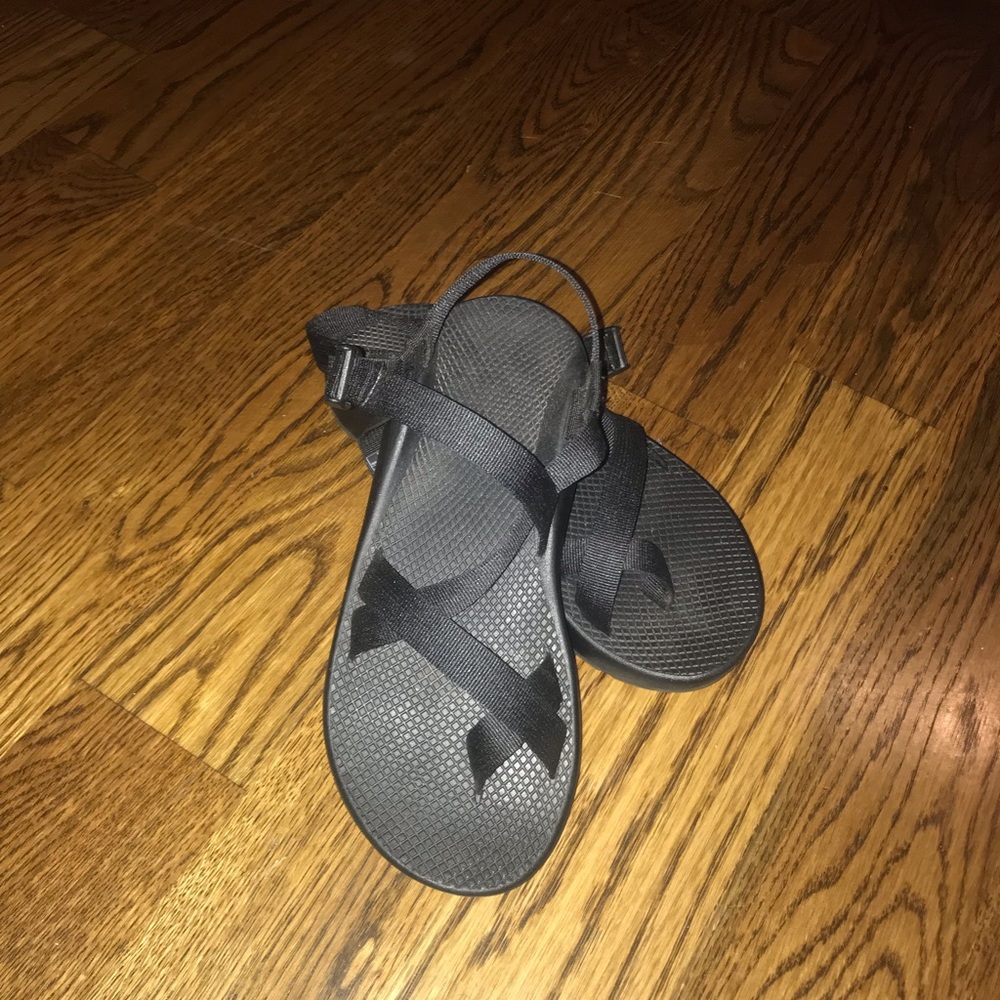 Black men’s chacos size 10 brand new condition